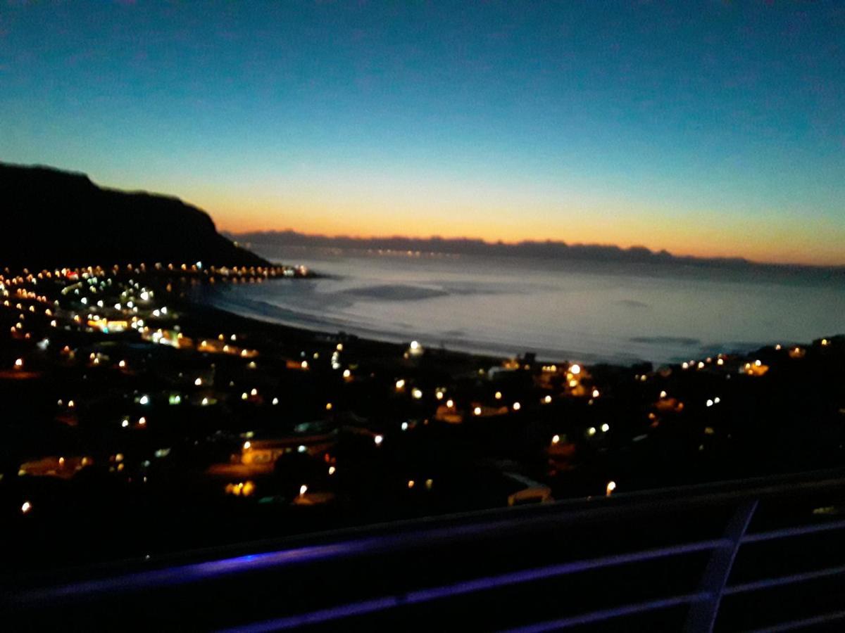 Beach View Guest House Fish Hoek Exterior photo