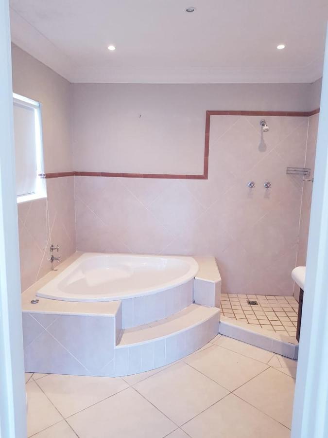Beach View Guest House Fish Hoek Exterior photo