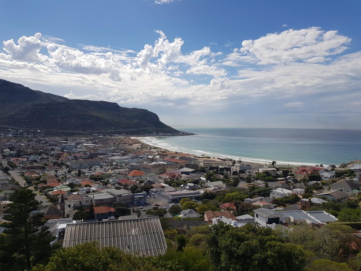 Beach View Guest House Fish Hoek Exterior photo